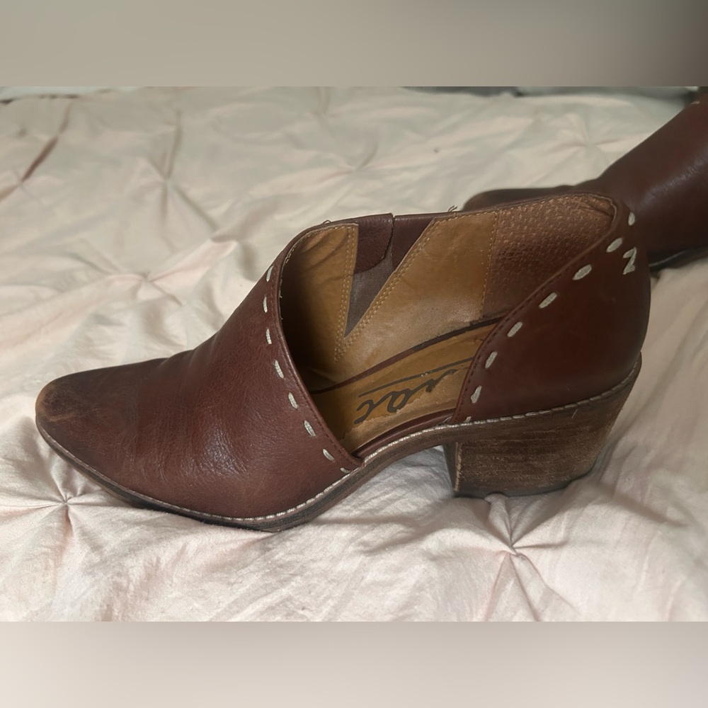 Zodiac D’orsay Western Booties